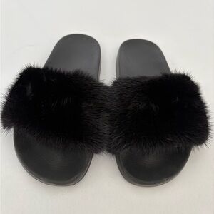 Givenchy Black mink Fur Slippers